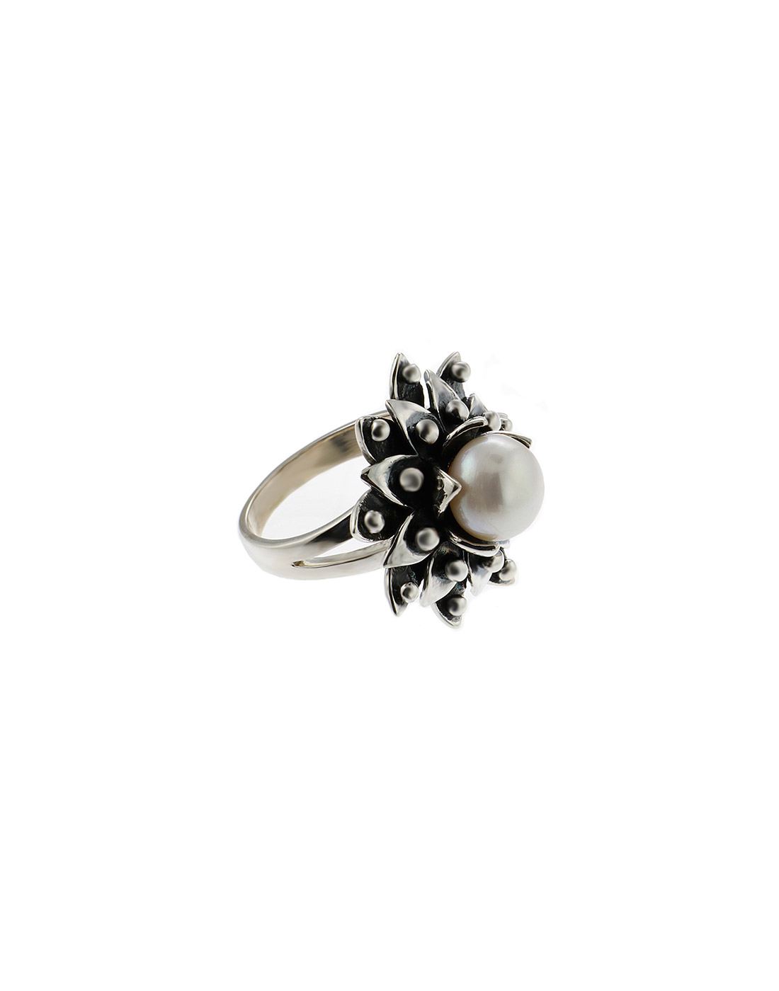 Flowery Pearl Ring